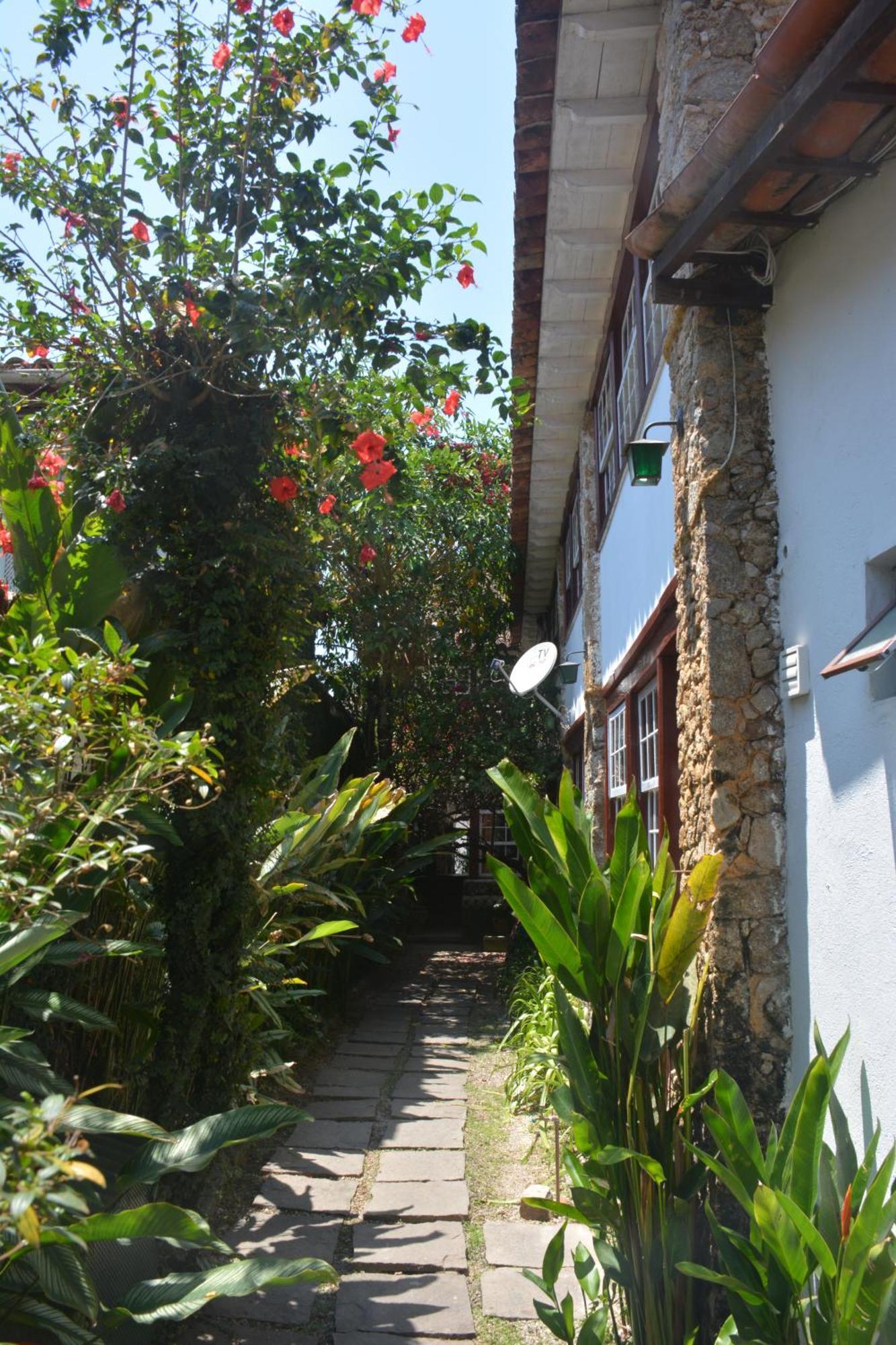 Pousada Arte Colonial - Casarao Historico Do Sec XVIII - Lancha Propria — Photos 2